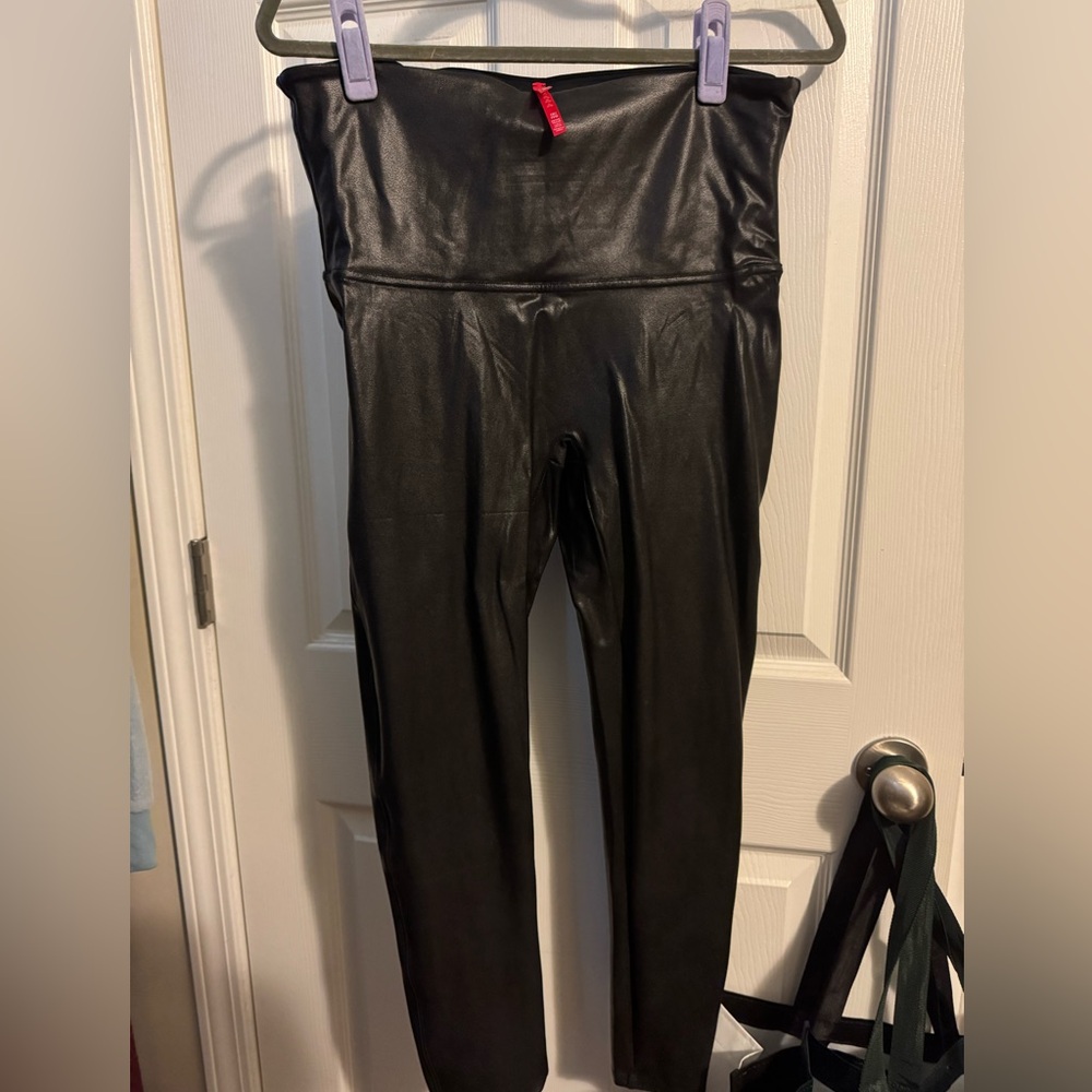 SPANX Shiny Black Women's Leggings